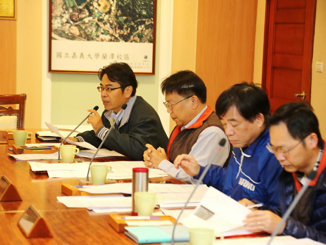 NCYU Dean of Student Affairs Huang Tsai-Wei gave an update on the coronavirus outbreak.