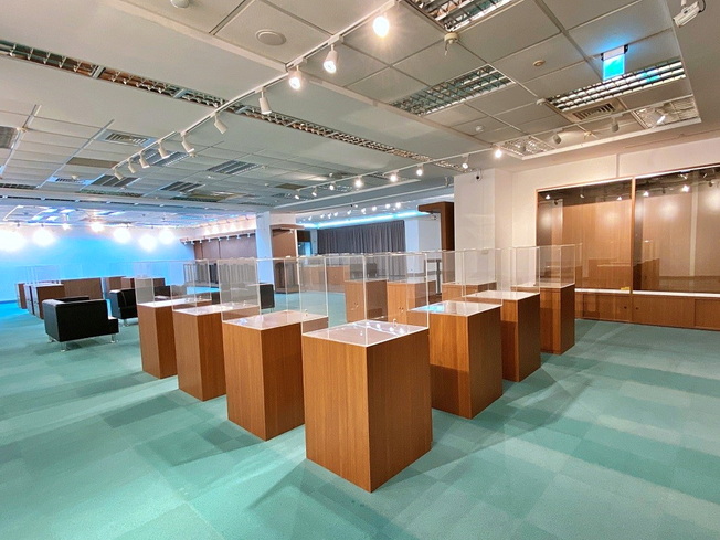 展覽廳面積擴增至376平方公尺，提供展覽者充足的策展空間。(照片由圖書館提供)