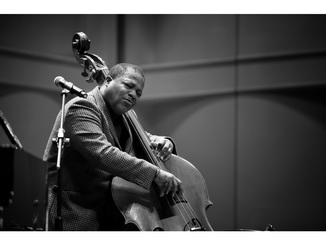 Rodney Whitaker is one of the most renowned jazz double bass players and teachers nowadays.