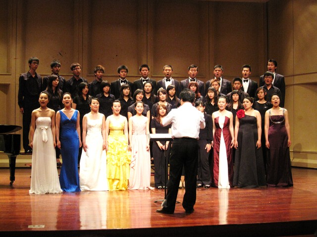 Performance by East China University and Chia-Yi University 